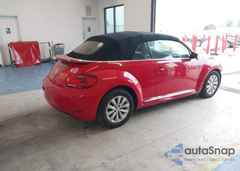 2017 Volkswagen Beetle #Pinkbeetle/1.8T Classic/1.8T S/1.8T Se/1.8T Sel z USA, uszkodzony, nr VIN 3VW517AT4HM824092